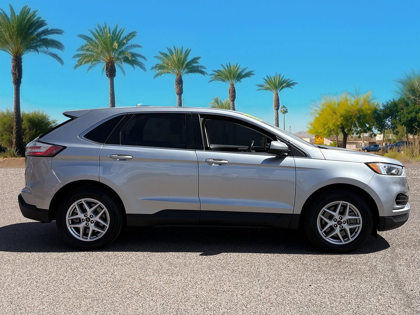 Certified 2024 Ford Edge SEL AWD/4WD image 47