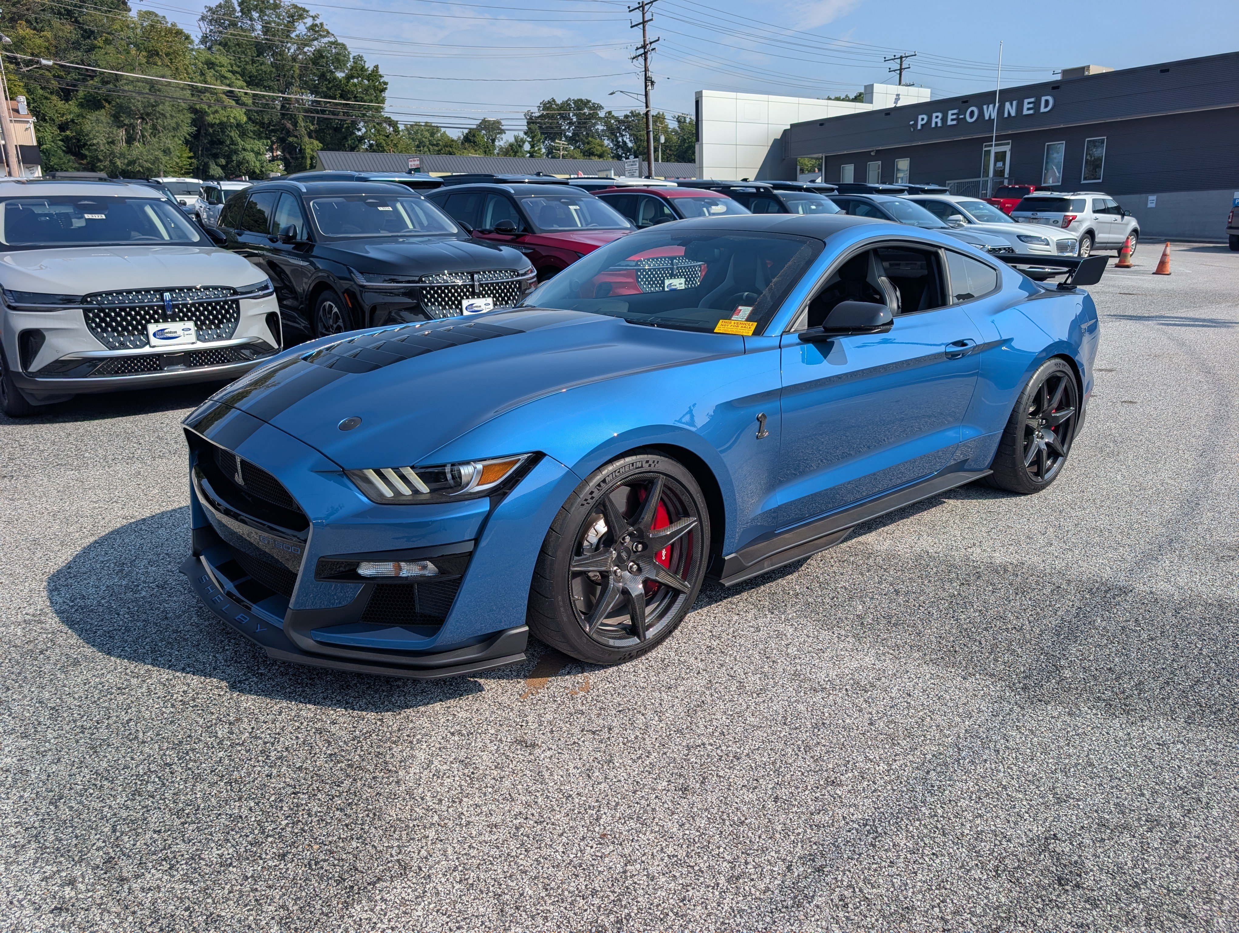 Certified 2020 Ford Mustang Shelby GT500 w/ Carbon Fiber Track Pack RWD image 2