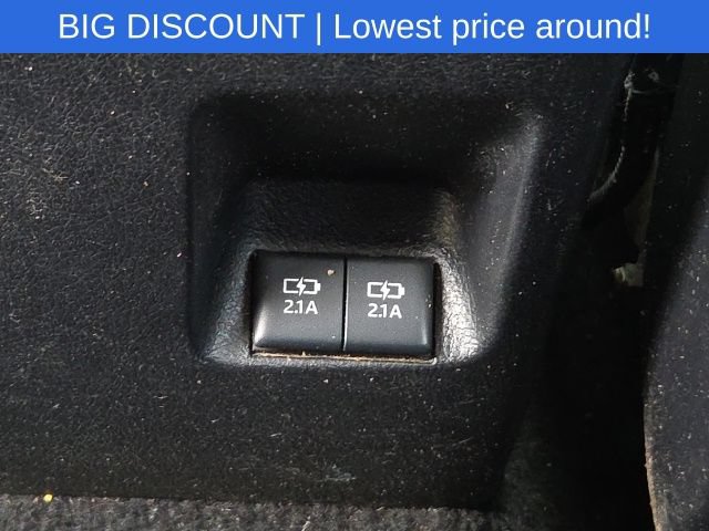 Used 2021 Toyota 4Runner SR5 AWD/4WD image 22