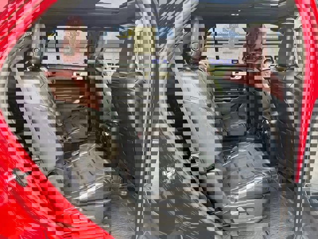 Certified 2020 Ford Explorer Platinum w/ Premium Technology Package image 12