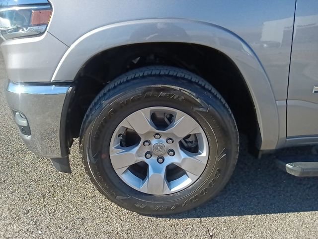 Used 2025 RAM 1500 Big Horn AWD/4WD image 10