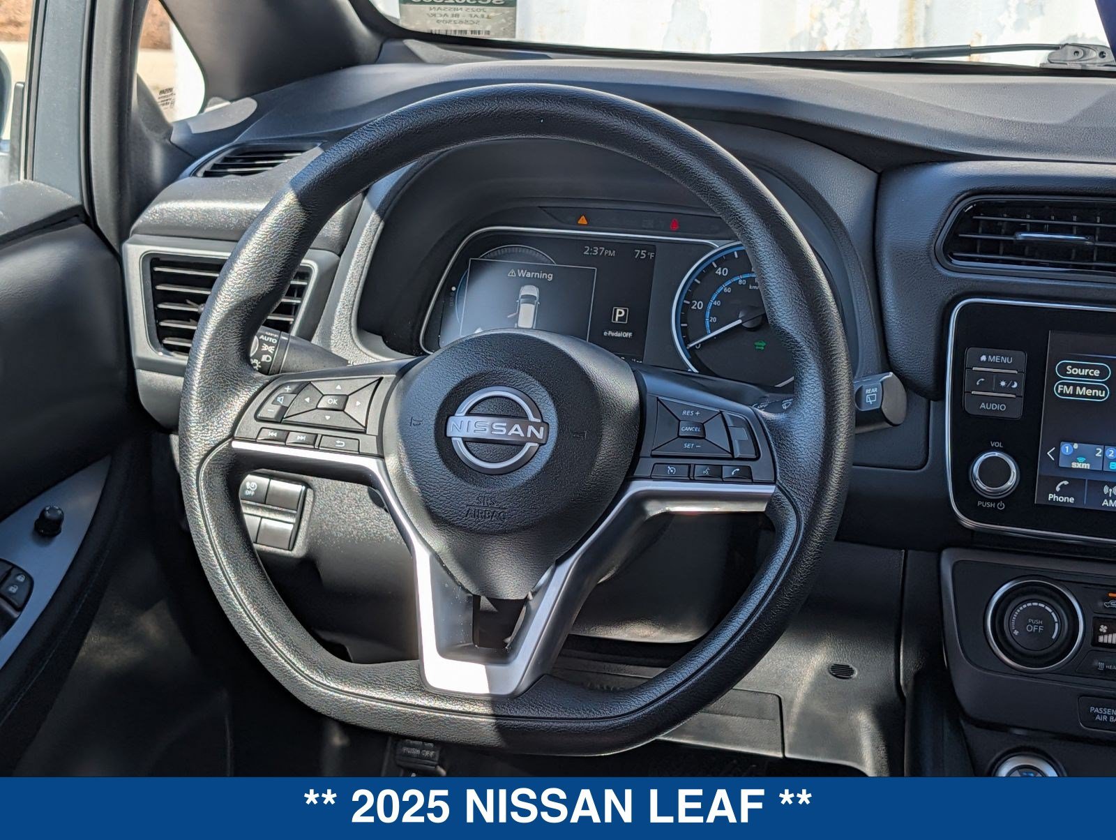 Used 2025 Nissan Leaf S FWD image 17