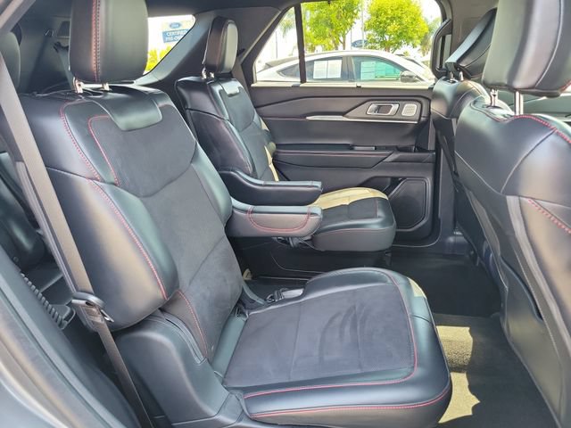 Certified 2025 Ford Explorer ST AWD/4WD image 19