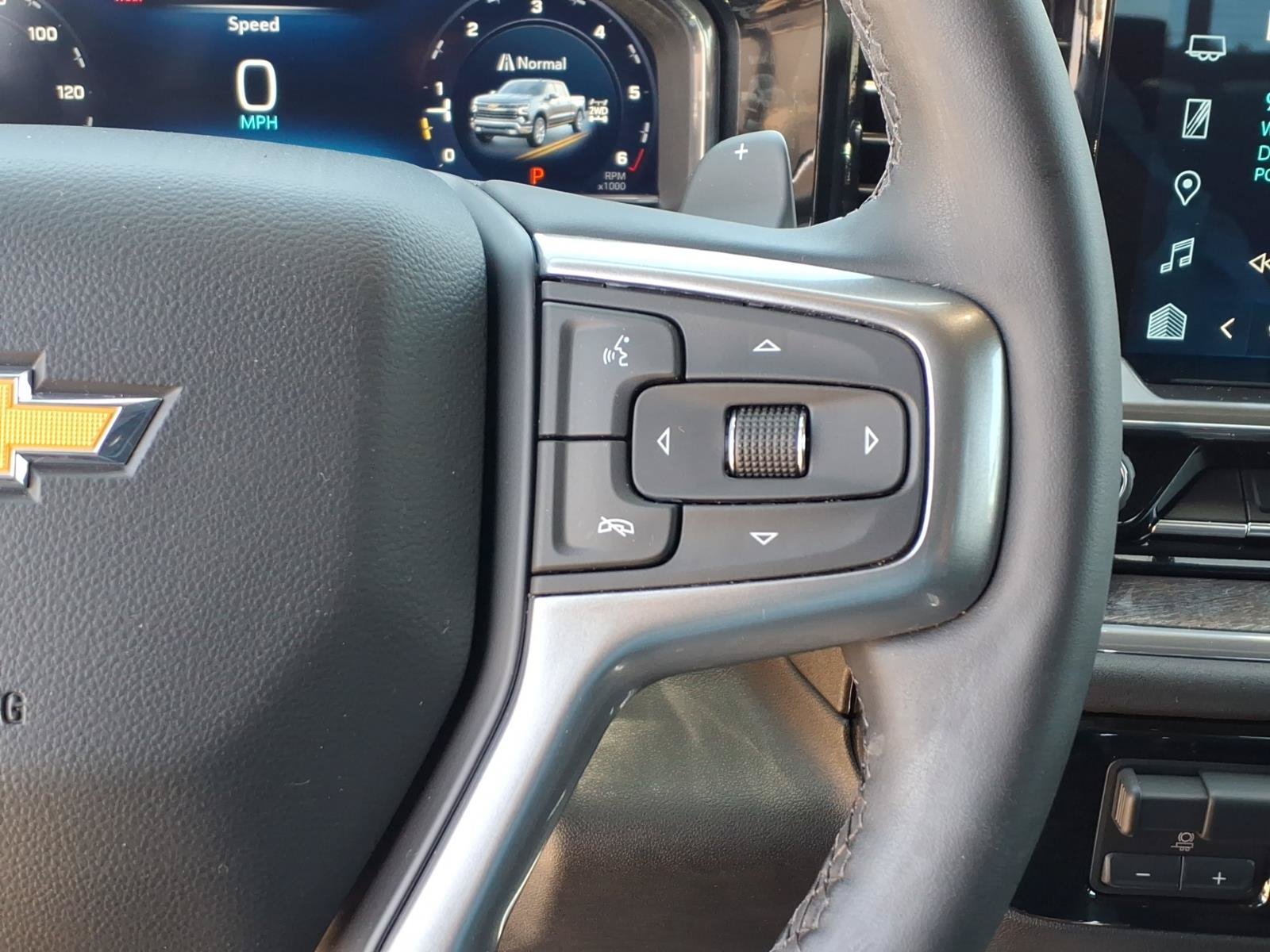 Used 2024 Chevrolet Silverado 1500 LTZ AWD/4WD image 23