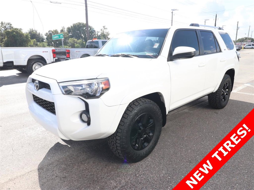 Used 2019 Toyota 4Runner SR5 image 3
