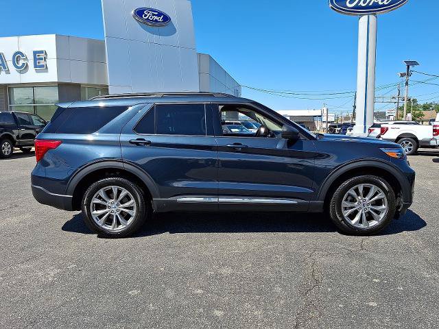 Certified 2023 Ford Explorer XLT w/ Equipment Group 202A AWD/4WD image 7