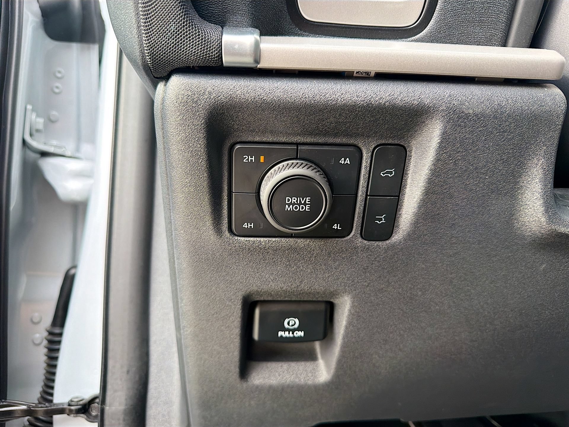 Certified 2025 Ford Expedition Active AWD/4WD image 14