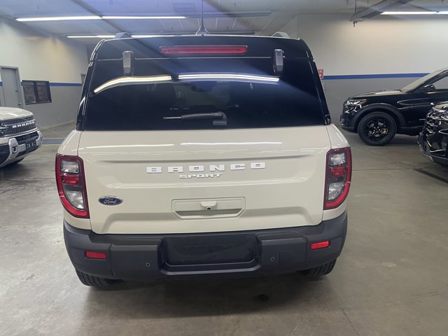 Certified 2025 Ford Bronco Sport Outer Banks w/ Outer Banks Tech Package+ AWD/4WD image 4