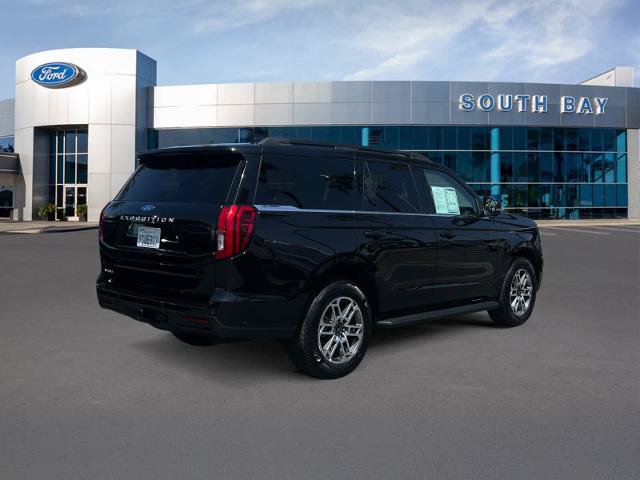 Certified 2025 Ford Expedition Active RWD image 5