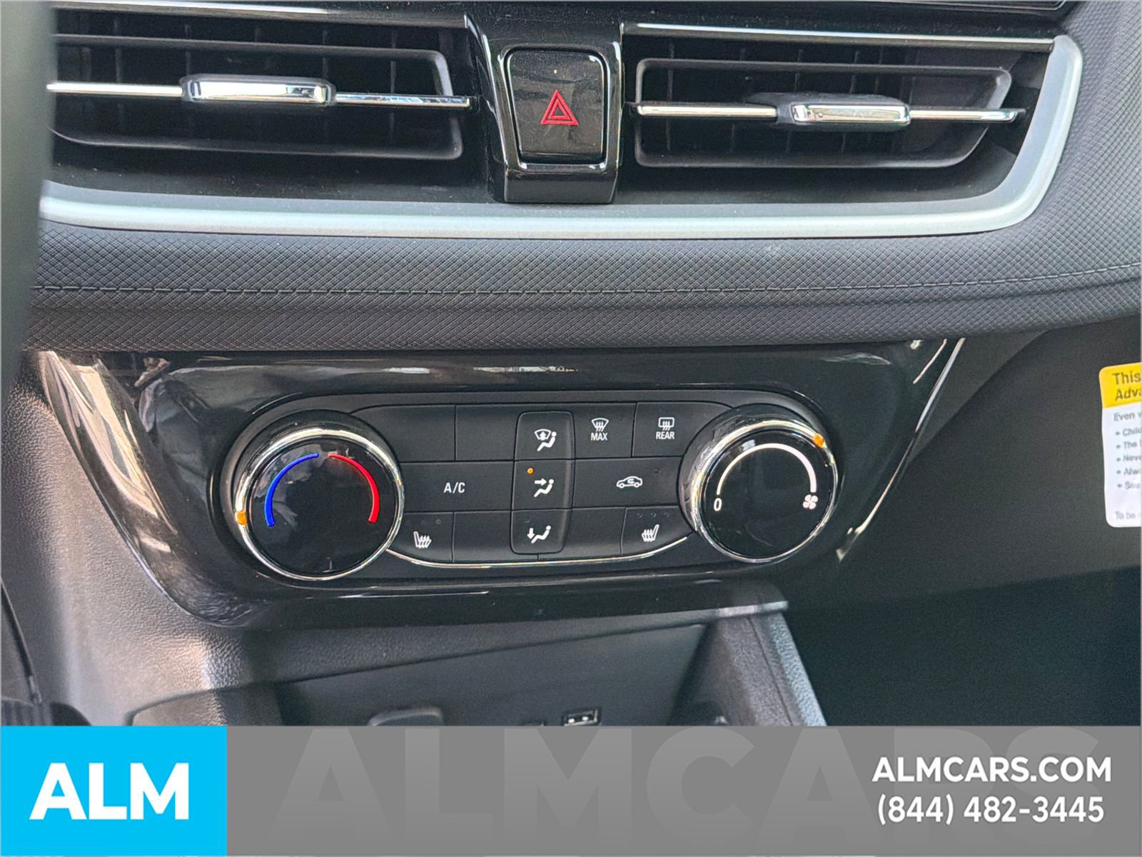 Used 2026 Chevrolet TrailBlazer LT w/ LT Cold Weather Package FWD image 34