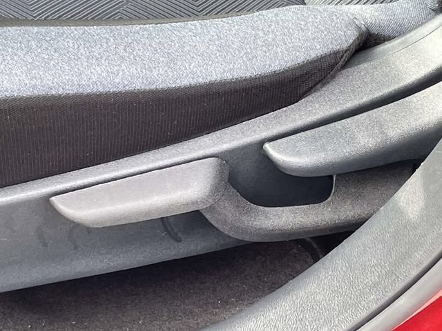 Used 2025 Nissan Versa SV FWD image 16