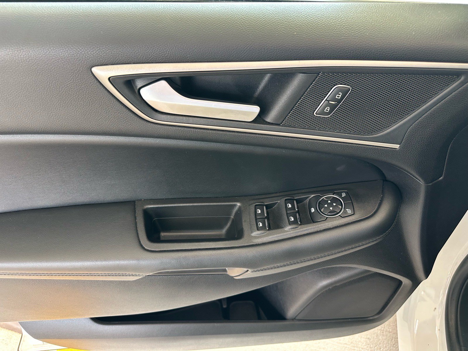 Certified 2021 Ford Edge SEL w/ Convenience Package FWD image 13