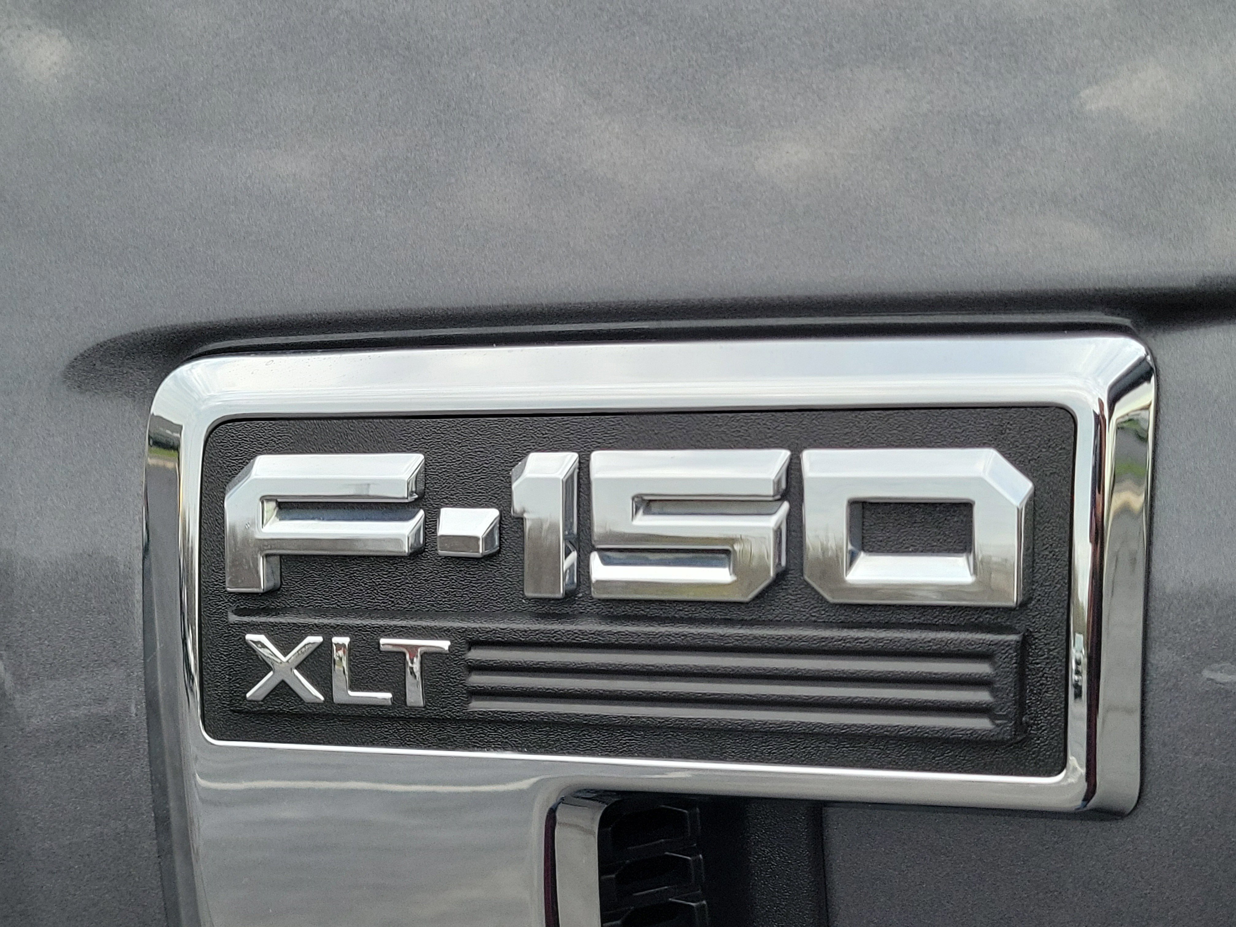 Certified 2023 Ford F150 XLT w/ Equipment Group 302A High image 9