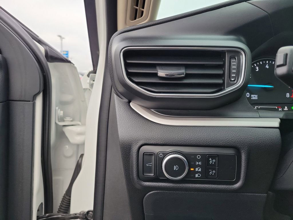 Certified 2023 Ford Explorer XLT w/ Equipment Group 202A image 21