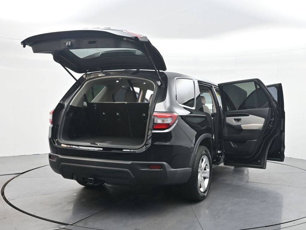 Used 2023 Honda Pilot LX image 42