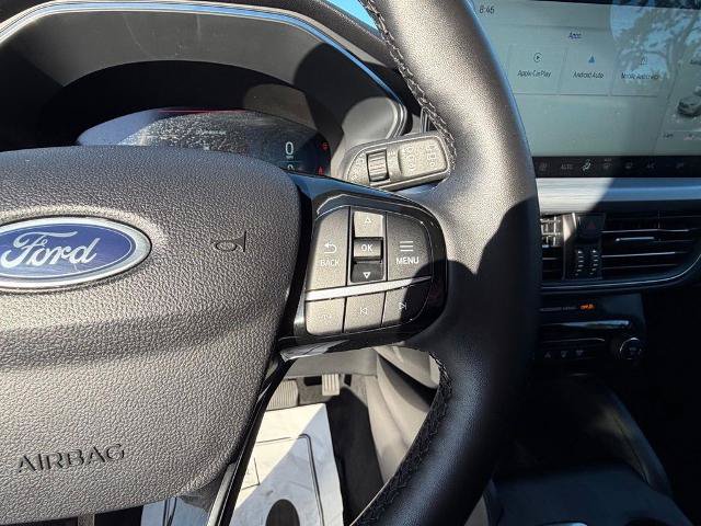 Certified 2025 Ford Escape Platinum AWD/4WD image 32