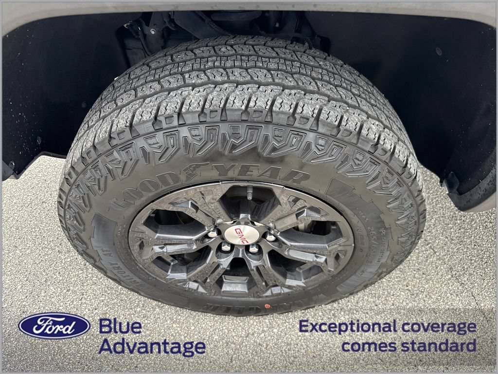Used 2023 GMC Canyon Elevation w/ Elevation Premium Package RWD image 12