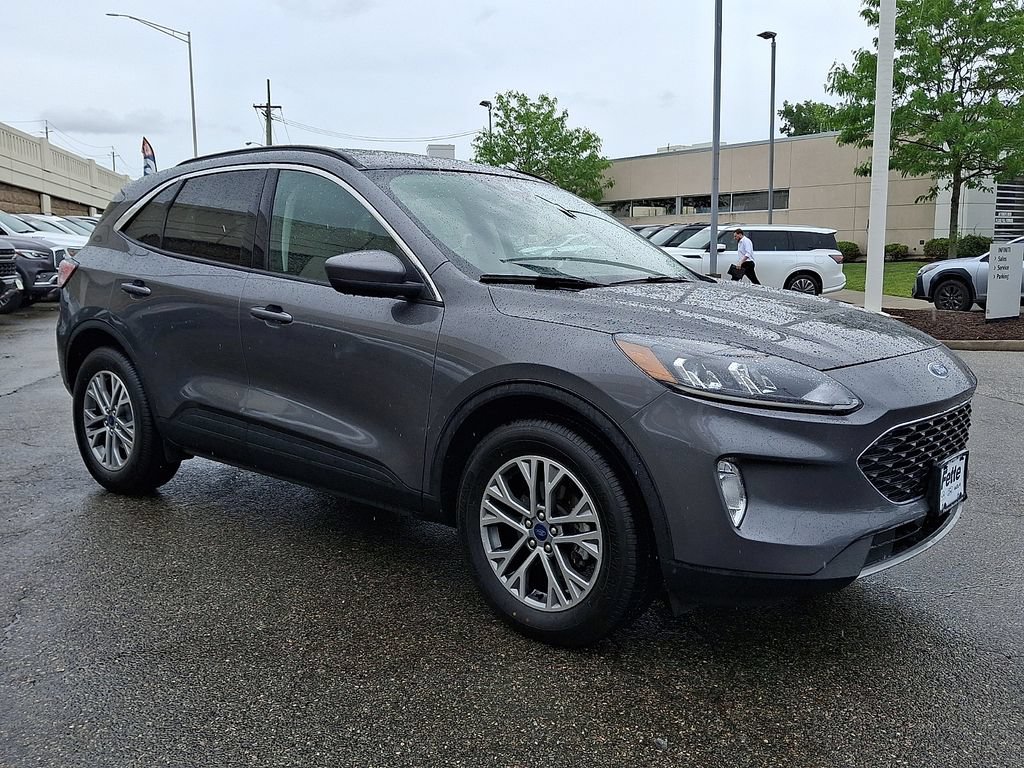 Certified 2022 Ford Escape SEL AWD/4WD image 3