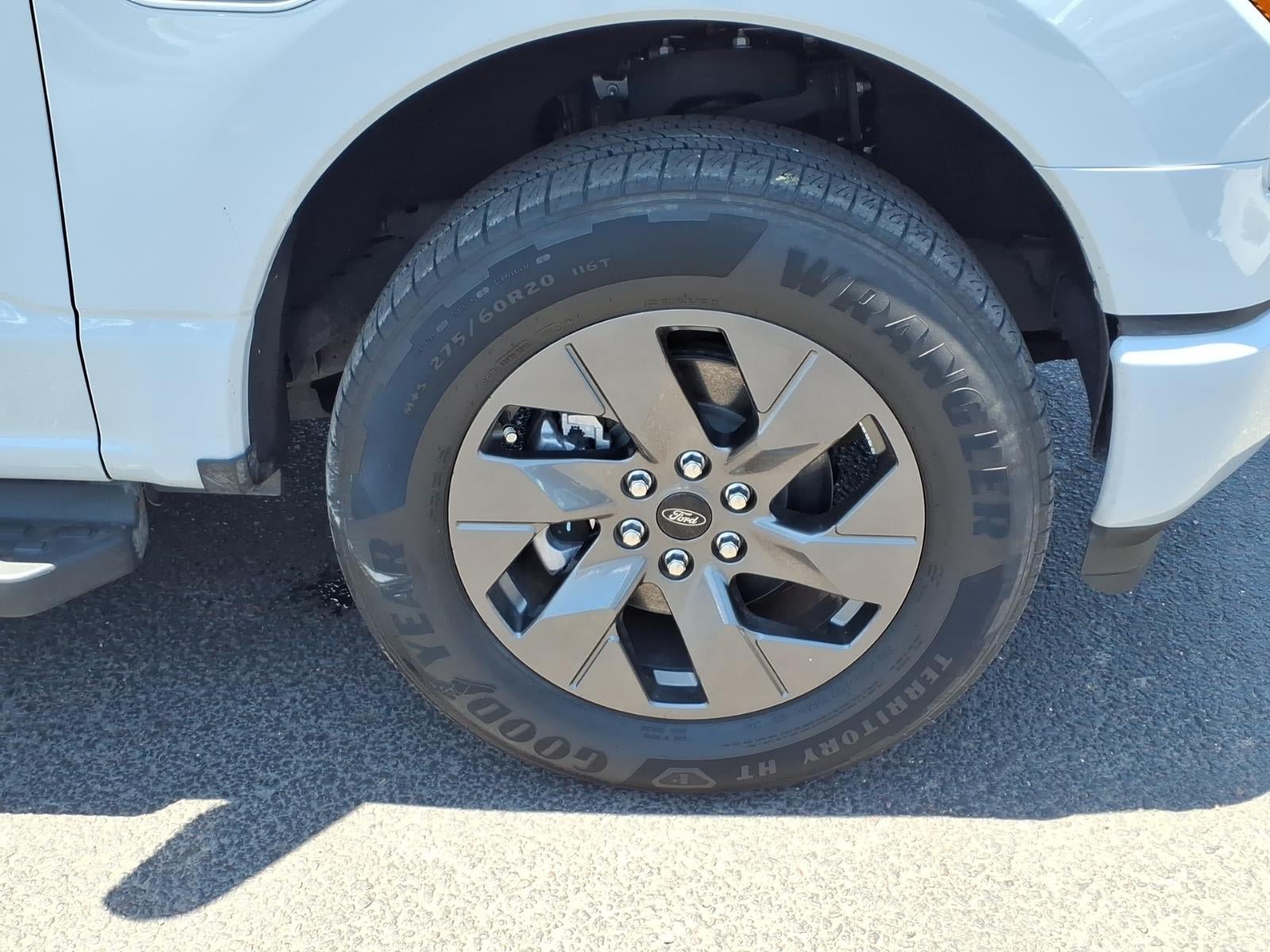 Certified 2023 Ford F150 Lightning Lariat w/ Tow Technology Package AWD/4WD image 9