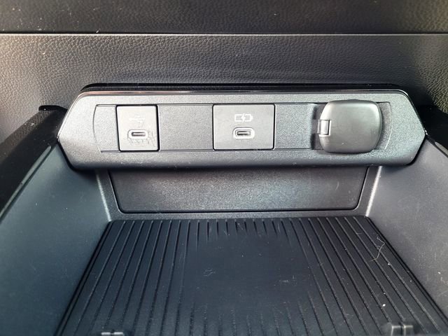 Used 2024 Toyota Prius Prime XSE Premium image 17