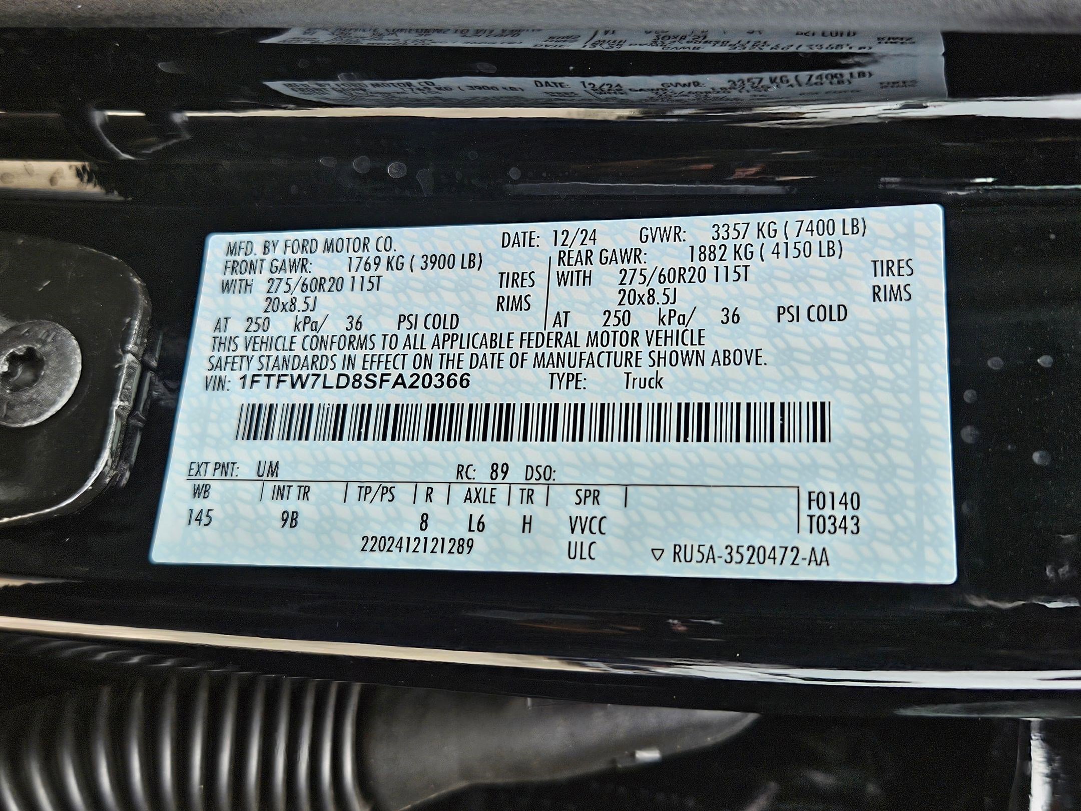 Certified 2025 Ford F150 Platinum w/ Equipment Group 702A High AWD/4WD image 36