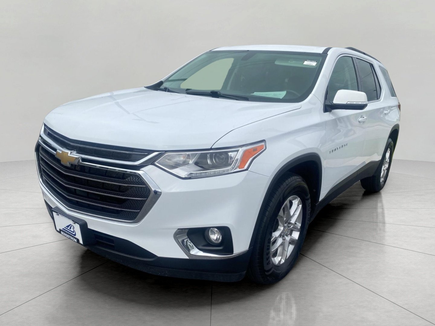 Used 2020 Chevrolet Traverse LT w/ LPO, Floor Liner Package AWD/4WD image 8