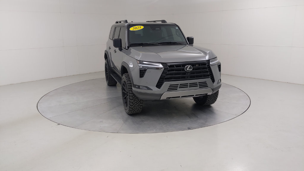Used 2025 Lexus GX 550 AWD/4WD image 10