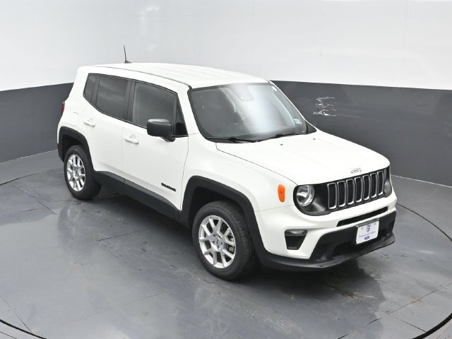 Used 2023 Jeep Renegade Latitude AWD/4WD image 18