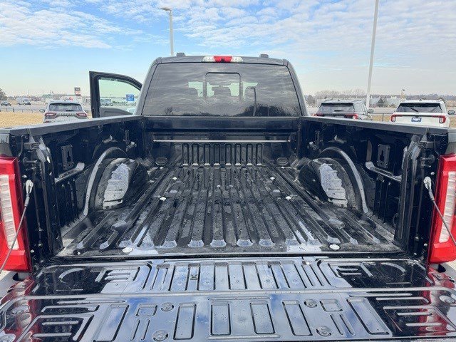 Certified 2023 Ford F250 Lariat w/ Chrome Package image 30