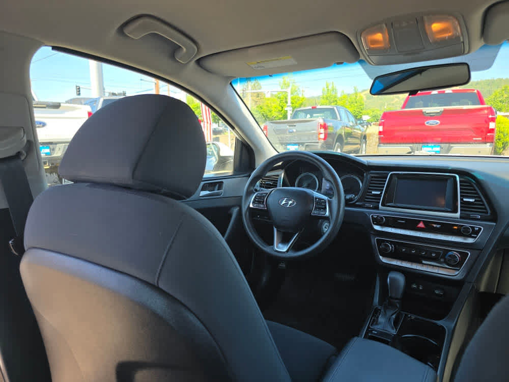 Used 2018 Hyundai Sonata SE FWD image 10