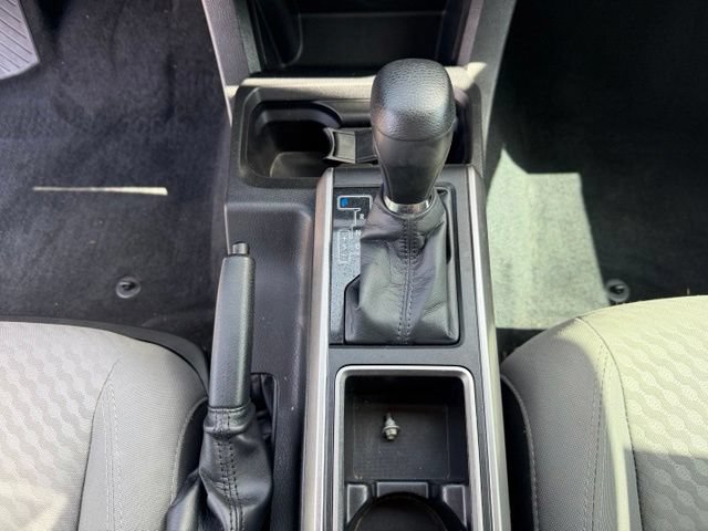 Used 2023 Toyota Tacoma SR5 RWD image 18