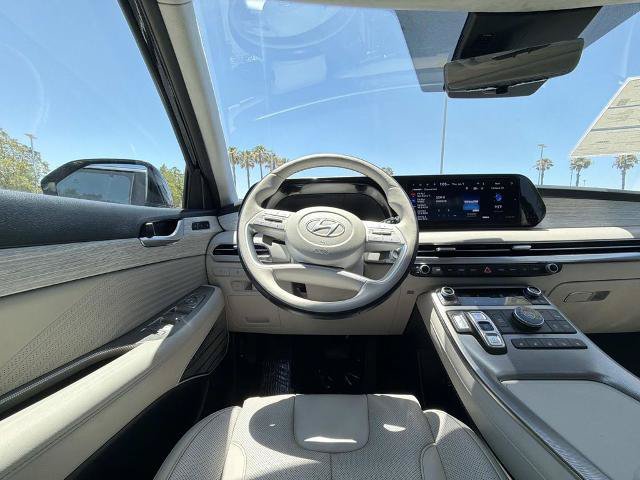 Used 2024 Hyundai Palisade Calligraphy FWD image 17