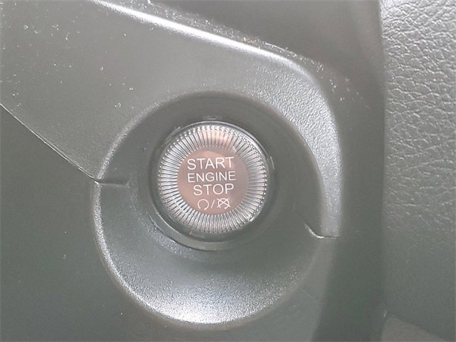 Used 2023 Jeep Renegade Limited image 16