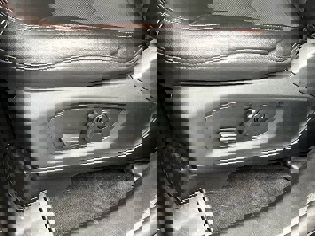 Certified 2023 Ford Explorer ST-Line w/ Class IV Trailer Tow Package image 15