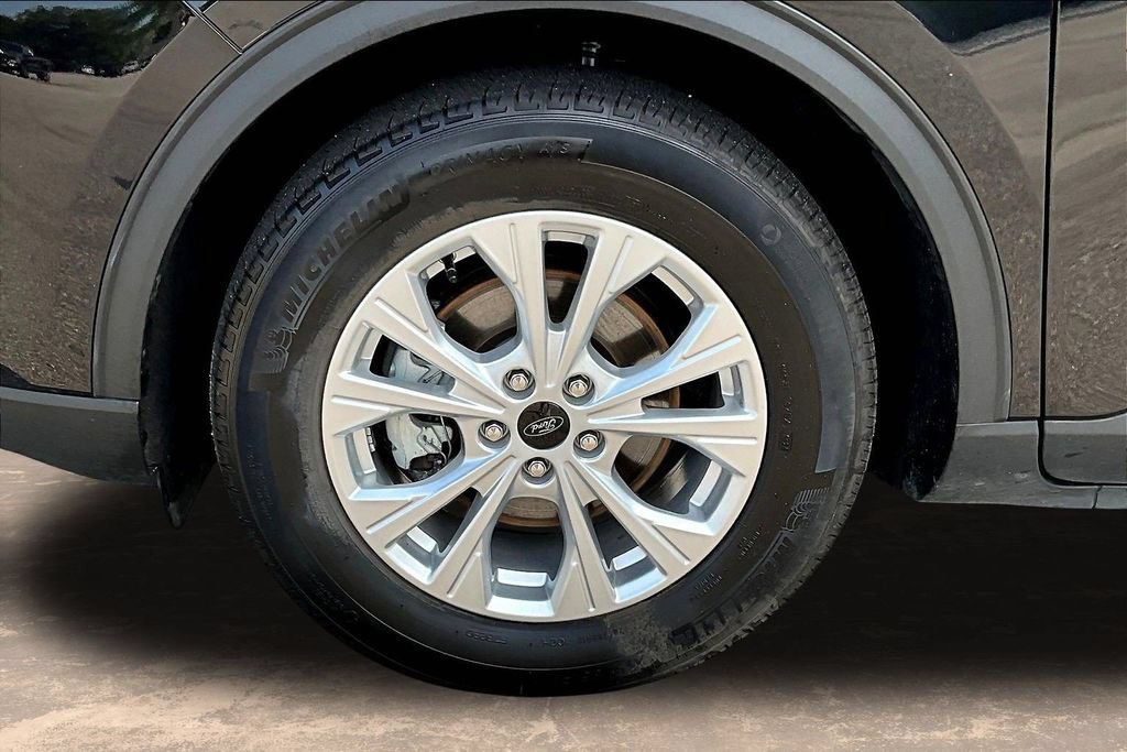 Certified 2025 Ford Escape Active FWD image 35