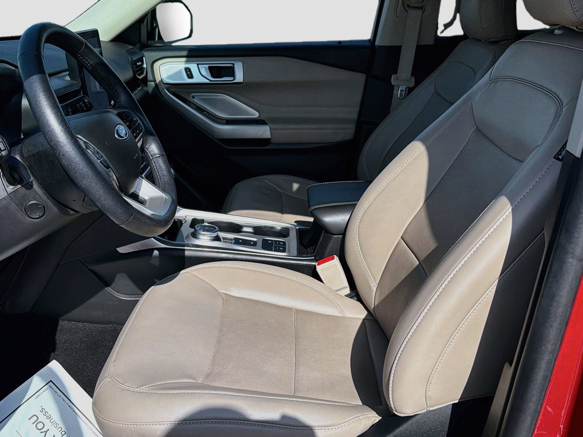 Certified 2023 Ford Explorer Limited w/ Limited Technology Package RWD image 25