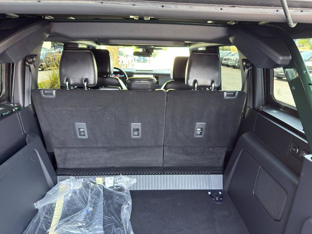 Certified 2025 Ford Bronco Badlands w/ Matte Film Protection Package AWD/4WD image 9