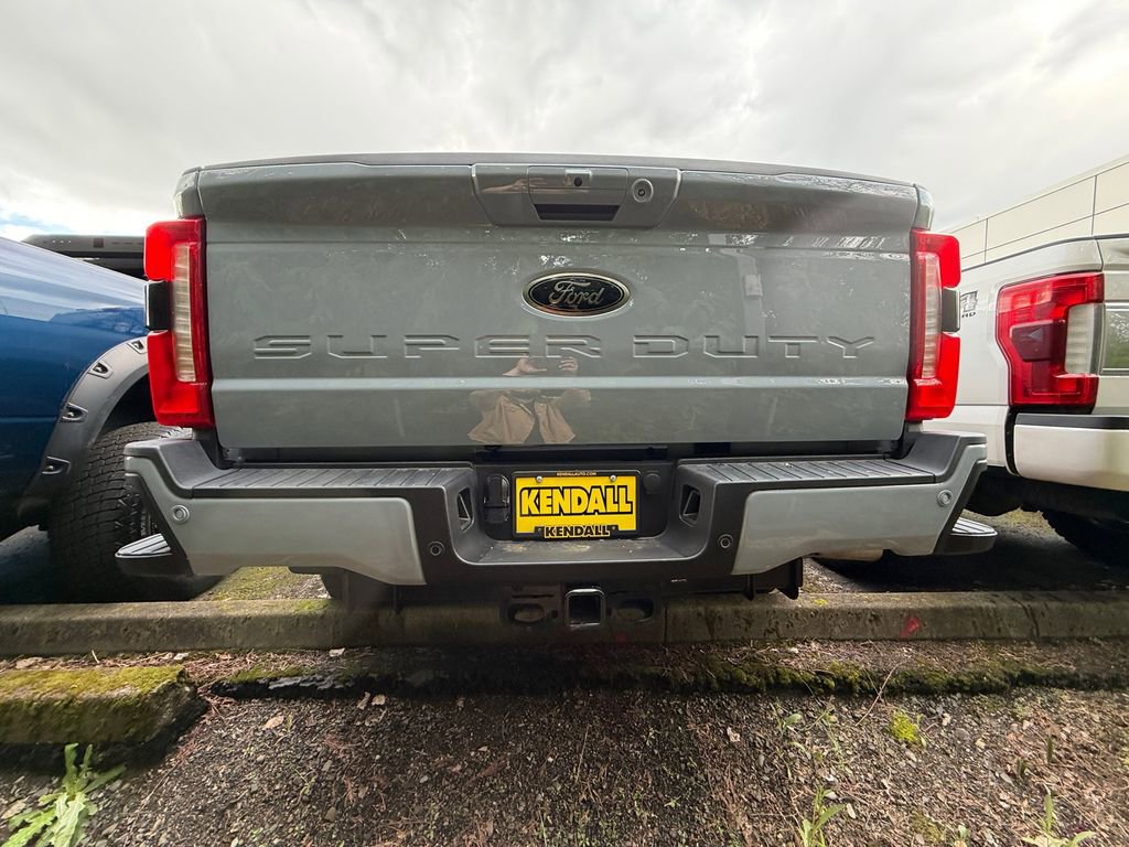 Certified 2025 Ford F350 Lariat w/ Black Appearance Package AWD/4WD image 3