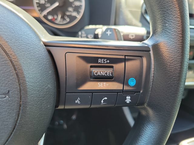 Used 2024 Nissan Rogue SV FWD image 6