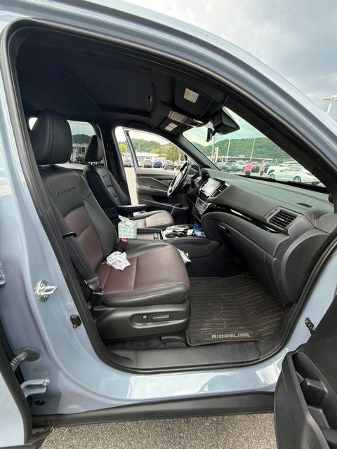Used 2022 Honda Ridgeline Black Edition image 17