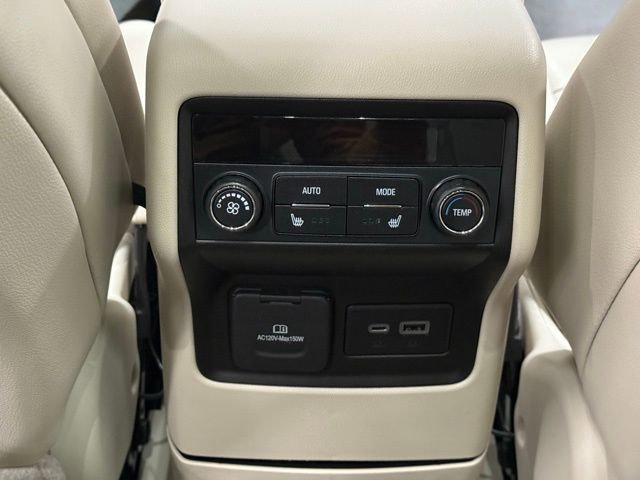 Used 2021 GMC Acadia Denali w/ Denali Technology Package image 37