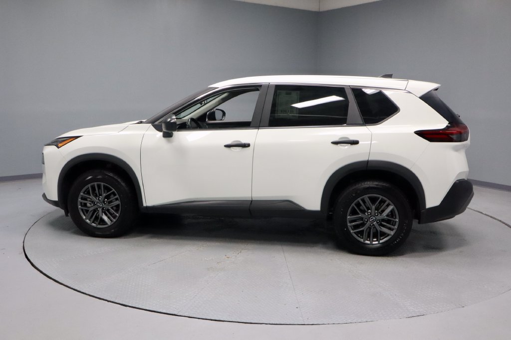 Used 2023 Nissan Rogue S FWD image 8