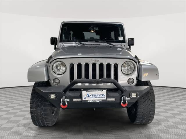 Used 2018 Jeep Wrangler Unlimited Sahara AWD/4WD image 4