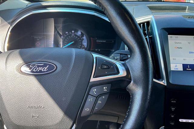 Certified 2020 Ford Edge Titanium w/ Cargo Accessory Package FWD image 19