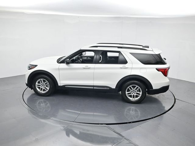 Certified 2025 Ford Explorer Active image 45