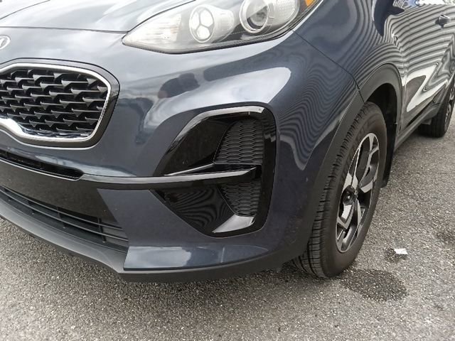 Used 2022 Kia Sportage LX image 9