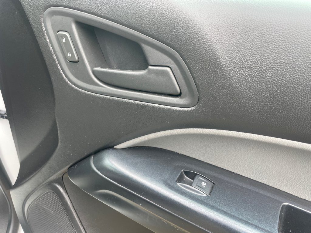 Used 2021 Chevrolet Colorado W/T AWD/4WD image 13