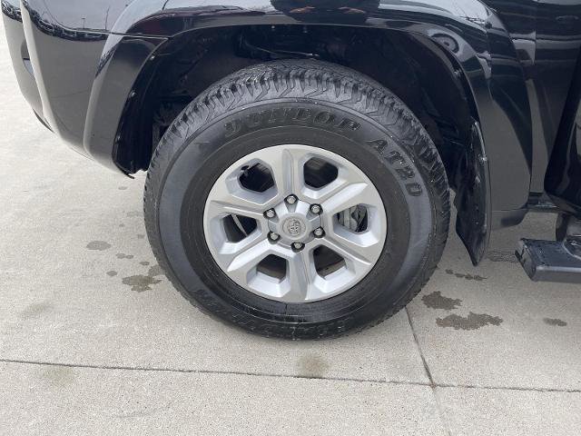 Used 2022 Toyota 4Runner SR5 Premium image 10