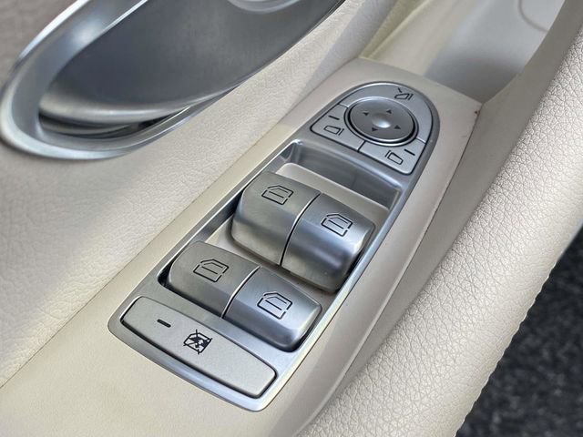 Used 2017 Mercedes-Benz E 300 4MATIC w/ Premium 1 Package image 19