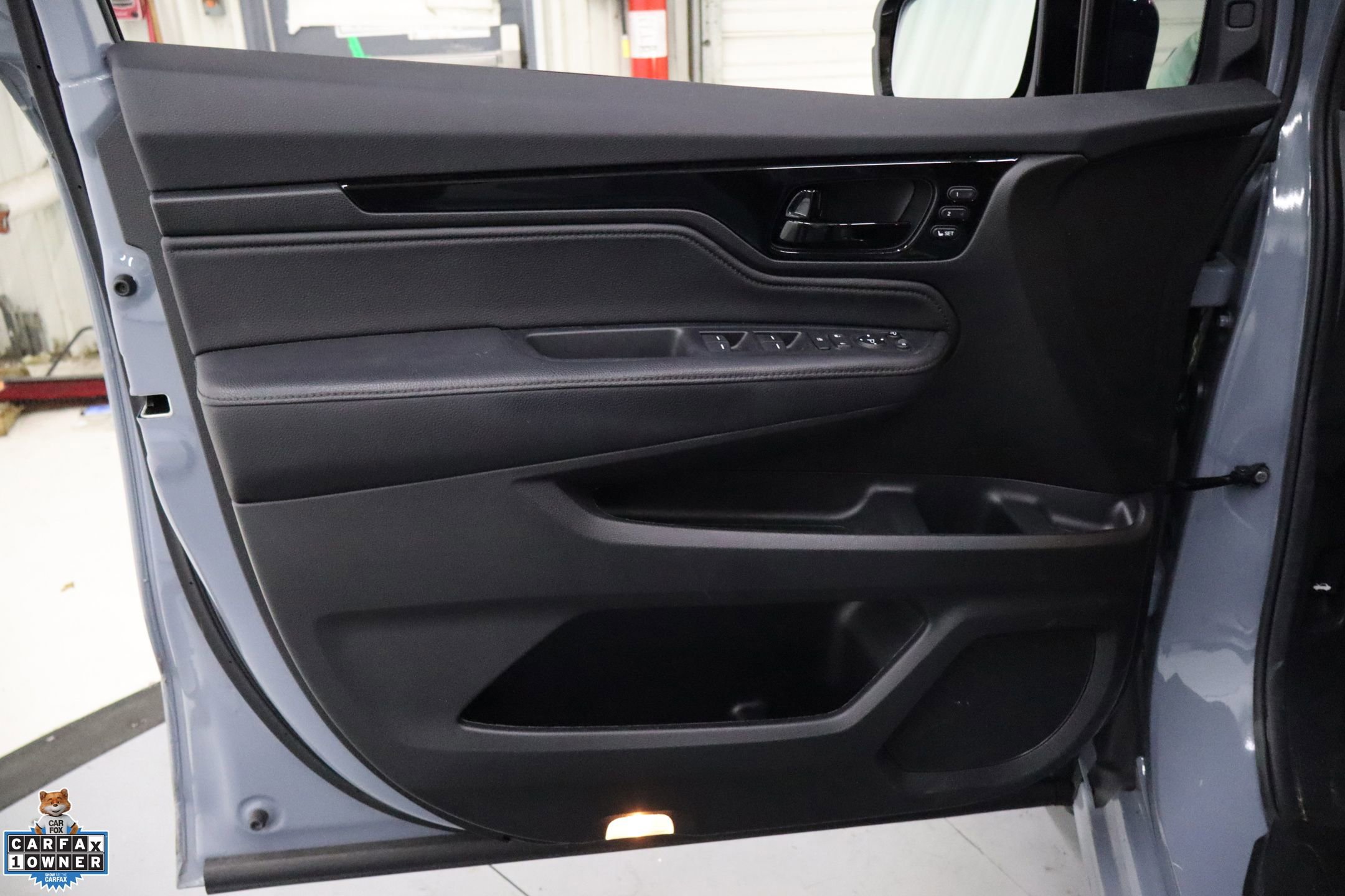 Used 2024 Honda Odyssey Elite image 13